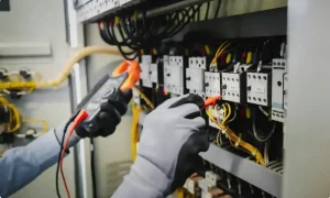 Khóa học Kỹ thuật lắp đặt điện công nghiệp