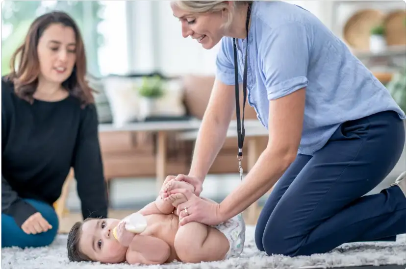 TUYỂN SINH KHÓA HỌC CHĂM SÓC MẸ VÀ BÉ